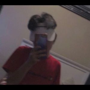 Meet your Posher, Raymon